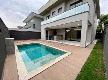 Casa · 300m² · 3 Quartos · 4 Vagas · Oportunidade - Casa em Condomínio - Condomínio Terras do Vale - Caçapava - 3 Dormitórios - 245m².