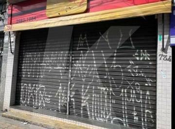 Comercial · 120m² · Salão Comercial, mede 120 mt2, com 02 banheiros