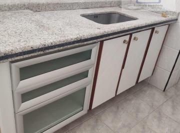 Apartamento · 69m² · 2 Quartos · 1 Vaga · Apartamento para alugar em Centro de 69.00m² com 2 Quartos e 1 Garagem