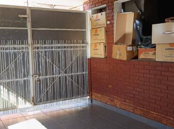Casa · 282m² · 2 Quartos · 9 Vagas · Casa para venda em Recanto Quarto Centenário de 282.00m² com 2 Quartos e 9 Garagens
