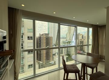 Apartamento · 117m² · 3 Quartos · 2 Vagas · Apartamento para alugar em Centro de 117.00m² com 3 Quartos, 3 Suites e 2 Garagens