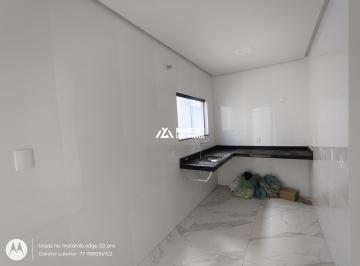 Casa de 3 quartos, Vitória da Conquista · Casa para venda em Primavera de 80.00m² com 3 Quartos, 1 Suite e 2 Garagens