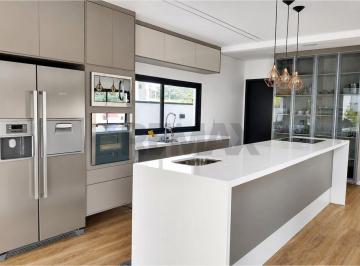 Casa · 323m² · 3 Quartos · 4 Vagas · Casa de Condomínio para venda em Suru de 323.07m² com 3 Quartos, 3 Suites e 4 Garagens