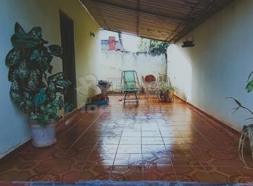 Casa · 242m² · 3 Quartos · 1 Vaga · Casa próxima da Avenida Murchid Homsi, ótima localização.