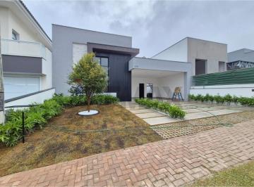 Casa · 200m² · 3 Quartos · 4 Vagas · Casa Térrea de Alto Padrão | 200m² | 3 Suítes | Conforto, Exclusividade e Qualidade de Vida para sua