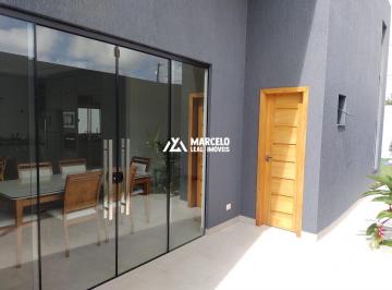 Casa de 4 quartos, Vitória da Conquista · Casa para venda em Bateias de 214.00m² com 4 Quartos, 2 Suites e 3 Garagens