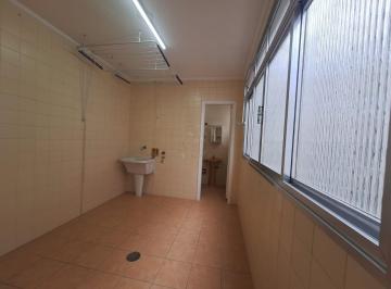Apartamento · 860m² · 2 Quartos · 1 Vaga · Oportunidade na cidade de Santos, próximo ao mar