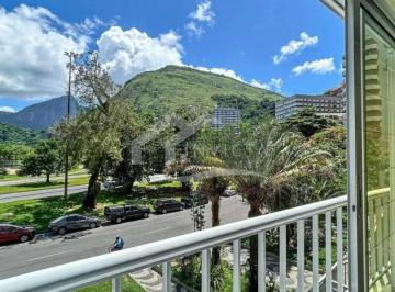 Apartamento · 59m² · 2 Quartos · Venha morar de frente para a lagoa e viver neste maravilhoso cartão postal!