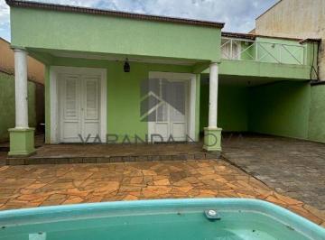 Casa · 265m² · 2 Quartos · 4 Vagas · Sobrado com 2 Suites com Piscina e 4 Vagas