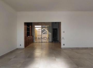 Casa · 177m² · 3 Quartos · 4 Vagas · Casa 3 Suites com 4 Vagas no Centro de Ribeirao Preto