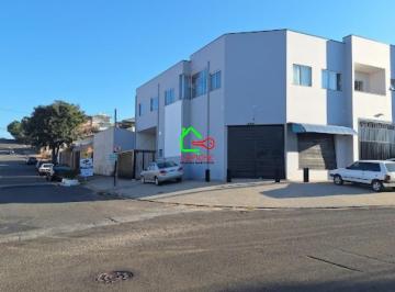 Comercial · 82m² · 8 Vagas · Galpão / Depósito / Armazém para alugar em Loteamento Nova Espírito Santo de 82.00m² com 8 Garagens
