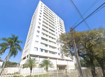 Apartamento · 62m² · 2 Quartos · 1 Vaga · Apartamento para alugar em Cabral de 62.00m² com 2 Quartos, 1 Suite e 1 Garagem