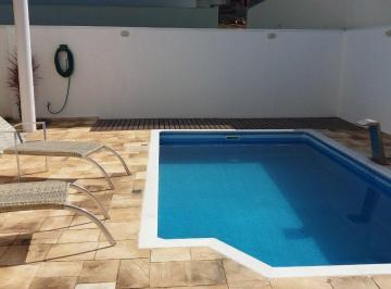 Casa · 298m² · 3 Quartos · 4 Vagas · Casa de Condomínio para venda em Vossoroca de 298.00m² com 3 Quartos, 3 Suites e 4 Garagens