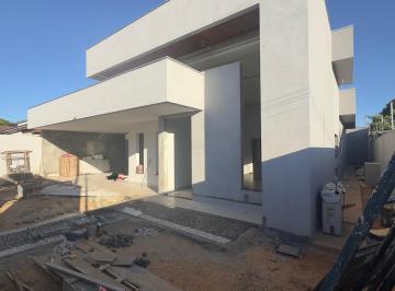 Casa · 200m² · 3 Quartos · 2 Vagas ·
Casa à venda: 3 quartos, sendo 2 suítes plenas, no Plano Diretor Su