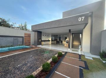 Casa · 146m² · 3 Quartos · 4 Vagas · 
                                Casa à venda | 3 quartos, sendo 3 suítes, uma master com closet | P