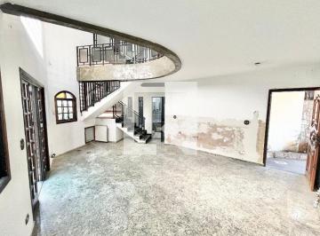 Casa · 280m² · 4 Quartos · 4 Vagas · Casa à Venda - Água Fria, 4 Quartos, 280 m2