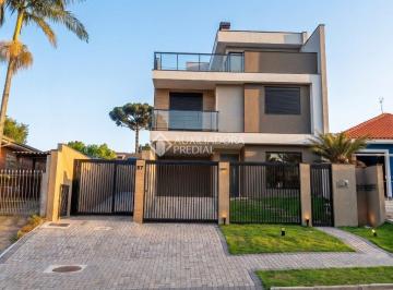 Casa · 135m² · 3 Quartos · 166m² para Sua Família | Suíte + Ático + Terraço no Xaxim