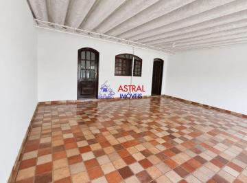 Casa de 2 quartos, São José dos Campos · Casa Conservadíssima com 2 dormitórios com edicula na Praça principal