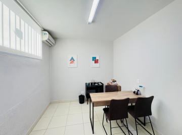 Comercial · 10m² · 1 Vaga · Sala Comercial para alugar em Chácara Urbana de 10.00m² com 1 Garagem