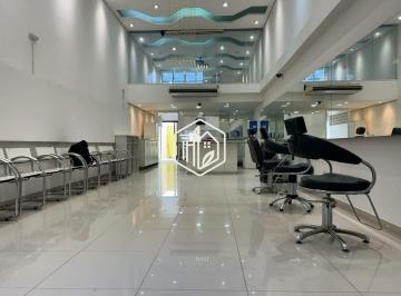 Comercial · 105m² · Sala Comercial para alugar em Vila Hortência de 105.00m²