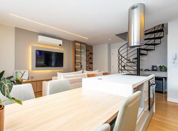 Apartamento · 2 Quartos · 1 Vaga · Apartamento Garden Duplex mobiliado no Batel