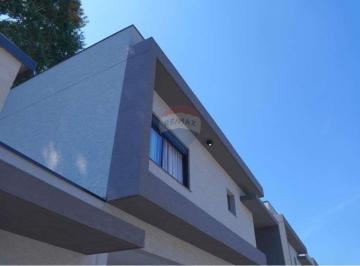 Casa · 174m² · 3 Quartos · 2 Vagas · Casa de Condomínio para alugar em Jardim Ipê de 174.00m² com 3 Quartos, 3 Suites e 2 Garagens