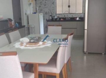 Casa · 143m² · 3 Quartos · 5 Vagas · Casa para venda em Parque São Geraldo de 143.00m² com 3 Quartos, 1 Suite e 5 Garagens