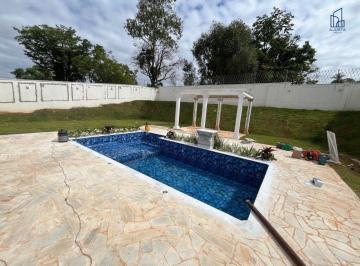 Casa · 316m² · 4 Quartos · 3 Vagas · Casa de Condomínio para venda em Araçoiaba da Serra de 316.00m² com 4 Quartos, 3 Suites e 3 Garagens