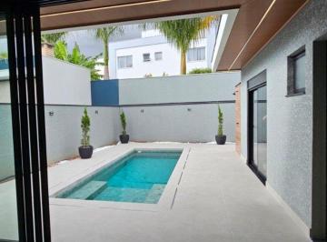Casa · 243m² · 4 Quartos · 4 Vagas · Casa de Condomínio para venda em Alphaville Nova Esplanada 3 de 243.00m² com 4 Quartos, 4 Suites e 4