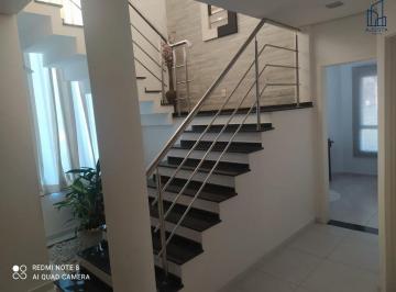 Casa · 300m² · 3 Quartos · 4 Vagas · Casa de Condomínio para venda em Iporanga de 300.00m² com 3 Quartos, 2 Suites e 4 Garagens