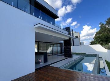 Casa · 405m² · 3 Quartos · 6 Vagas · Casa de Condomínio para venda em Alphaville Nova Esplanada de 405.00m² com 3 Quartos, 3 Suites e 6 G