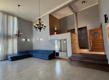 Casa · 270m² · 3 Quartos · 4 Vagas · Casa de Condomínio para venda em Condomínio Terras De Santa Cruz de 269.67m² com 3 Quartos, 1 Suite