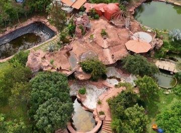Rural · 4ha · 10 Quartos · Chácara à Venda em Chapada dos Guimarães com 1.000 Metros de Beira de Rio e Estrutura Produtiva Comp