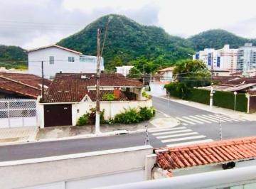 Casa · 100m² · 3 Quartos · 2 Vagas · Oportunidade na cidade de Praia Grande, próximo ao mar