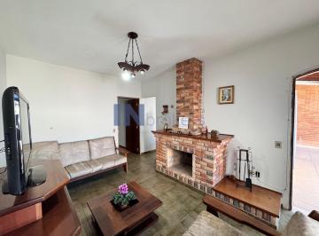 Foto 02 · Casa com edícula à Venda em Jundiaí- SP, Jardim Colônia: 4 Quartos, 3 Suítes, 2 Salas, lareira, chur