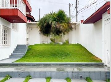 Casa de 3 quartos, Mogi das Cruzes · Casa para venda em Vila Oliveira de 213.00m² com 3 Quartos, 1 Suite e 4 Garagens