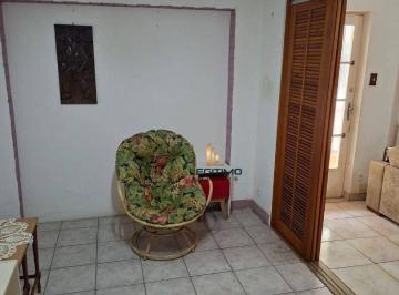 21a8a7922af7b27aaf45fe7f52fd1eafc6cf51cb · Casa à venda no Paraíso com amplo espaço, 5 dormitórios, suíte, salas, quintal e potencial comercial