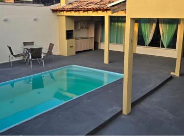 Casa de 3 quartos, Londrina · Casa com piscina em condomínio fechado , 3 quartos e 3 vagas