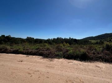 Terreno , Mairinque · Lote Plano com Lago e Área Verde em Mairinque