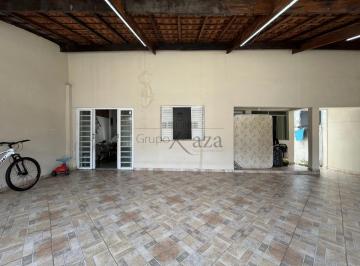 Casa de 3 quartos, São José dos Campos · Oportunidade - Casa com 3 Edículas - Parque Industrial - 216m².