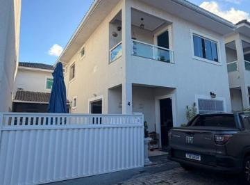 Foto 01 · Vendo excelente casa em Lauro de Freitas, 4/4 sendo 3 suítes, piscina privativa, R$ 830.000,00, acei