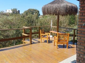 Casa de 2 quartos, Pinhalzinho · Casa em chácara em Pinhalzinho excelente vista