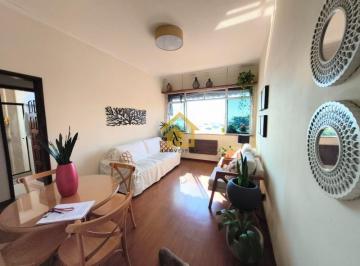 Foto 01 · Apartamento à venda em Rio de Janeiro-RJ, bairro Ribeira: 2 quartos, sala, banheiro, 1 vaga e 50m²!