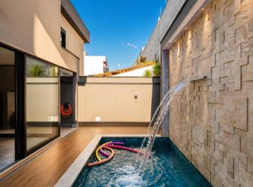 Casa de 3 quartos, Curitiba · Sofisticação, conforto e arquitetura contemporânea em um só endereço.