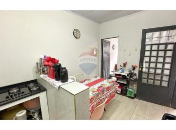 Terreno · 256m² · 9 Quartos · 5 Vagas · Lote Vila Planalto