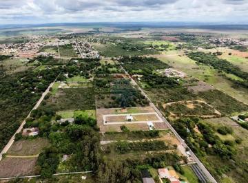 Terreno · 412m² · Terreno de 412m² no Tororo - Condomínio Morada dos Pinheiros