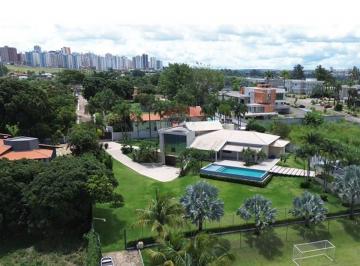 Casa · 1875m² · 4 Quartos · 2 Vagas · Casa com 4 suítes no Park Way quadra 05