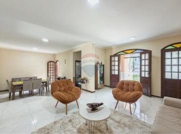 Casa · 350m² · 7 Quartos · 2 Vagas · Sobrado na Quadra 6  Sobradinho 7 quartos 2 suítes