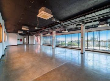 Comercial · 2500m² · 15 Vagas · Prédio Comercial no SIA