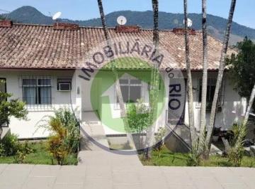 Casa · 116m² · 2 Vagas · Triplex Exclusivo em Angra dos Reis: Vista Mar e Serra